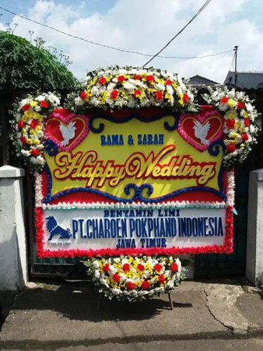 Karangan Bunga Pernikahan  di Balangan